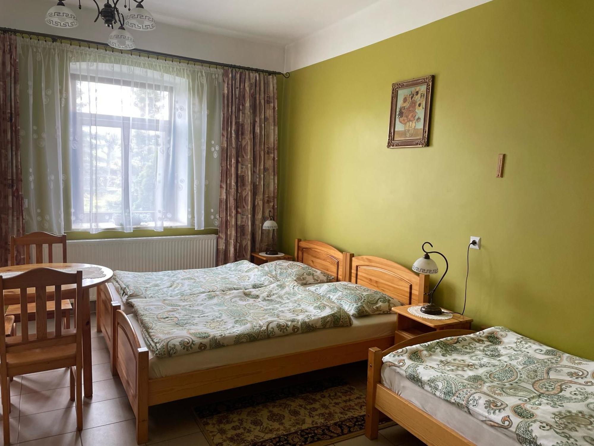 Jurajka Hotel Zarki Екстериор снимка