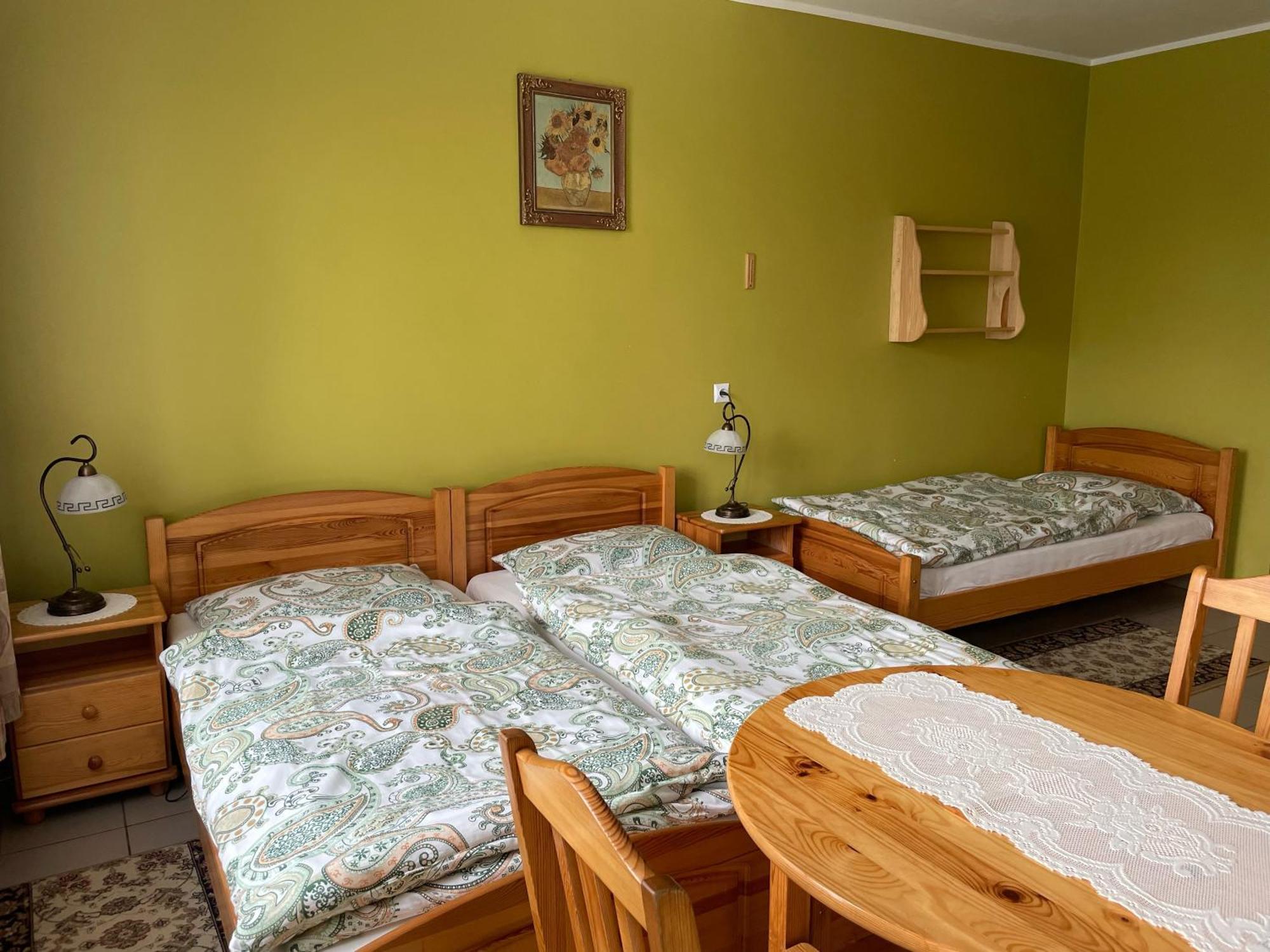 Jurajka Hotel Zarki Екстериор снимка